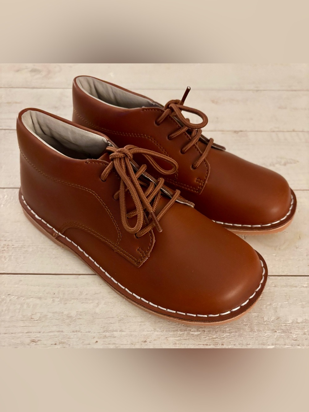 New! L’Amour Tuck Mid Top Lace Up Boys Shoes